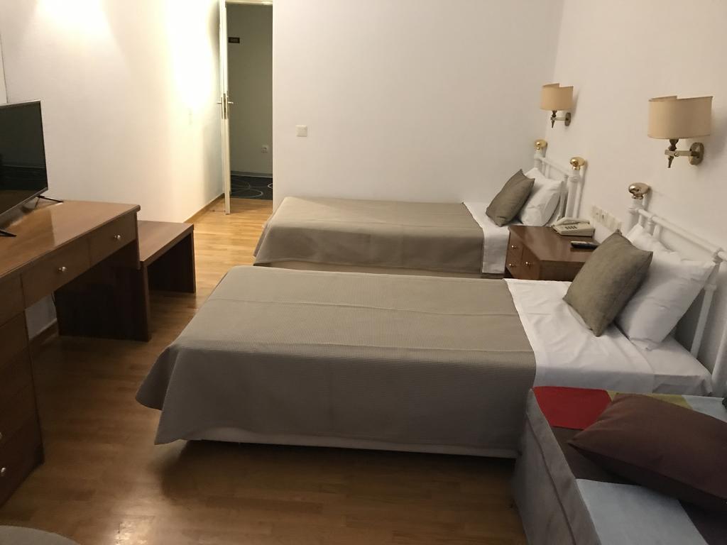Hotel Levadia Levádeia Eksteriør bilde