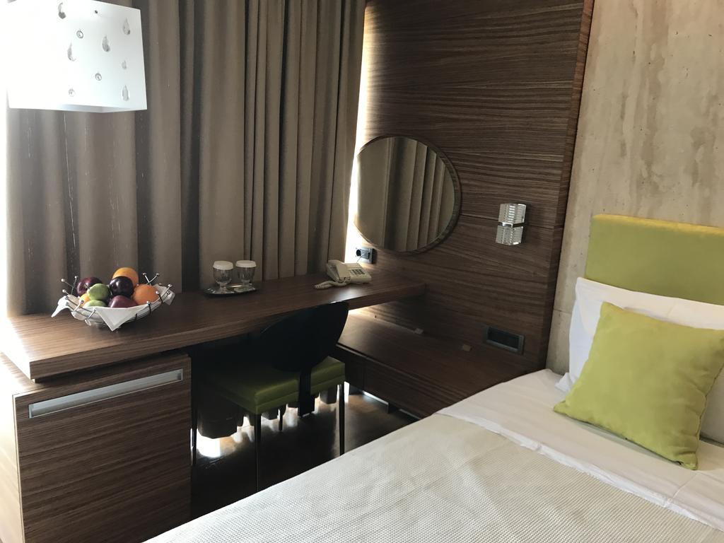 Hotel Levadia Levádeia Eksteriør bilde