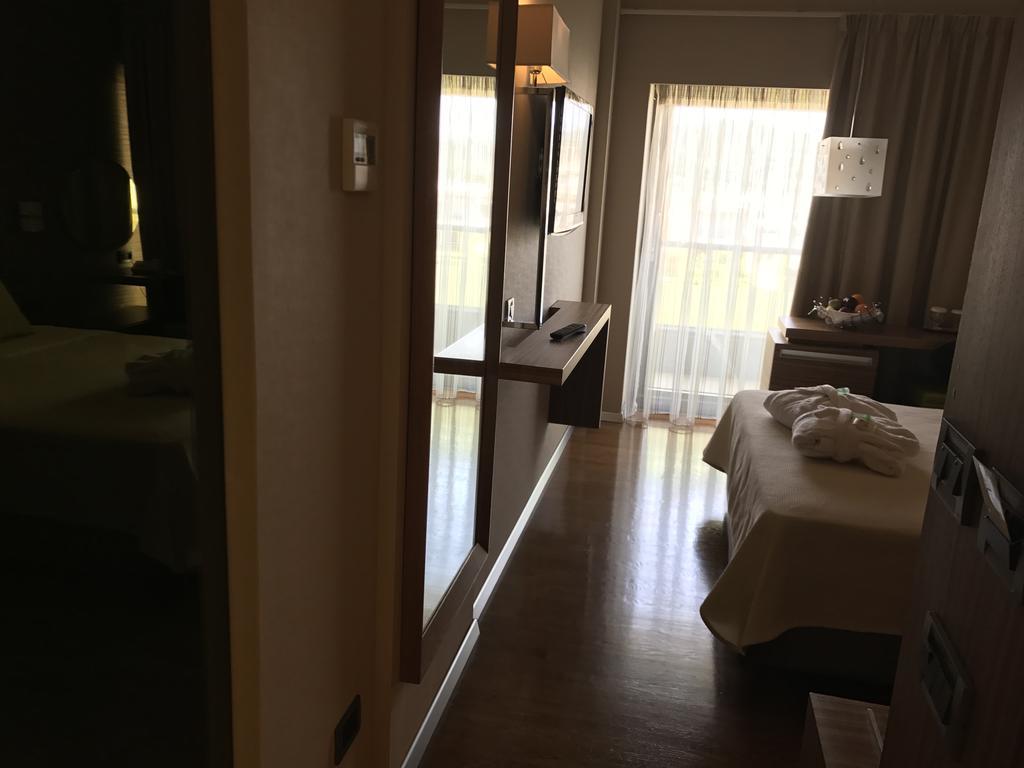 Hotel Levadia Levádeia Eksteriør bilde