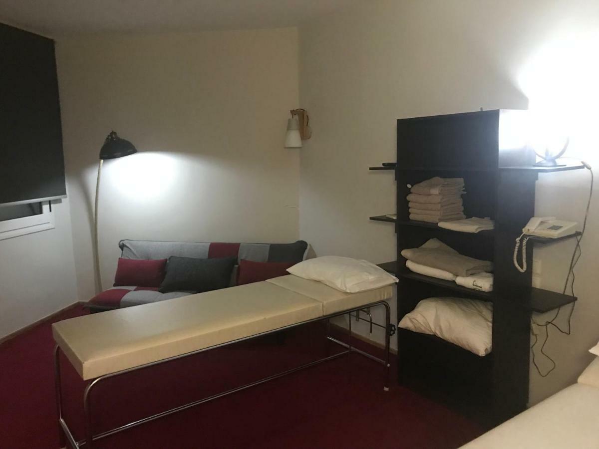 Hotel Levadia Levádeia Eksteriør bilde